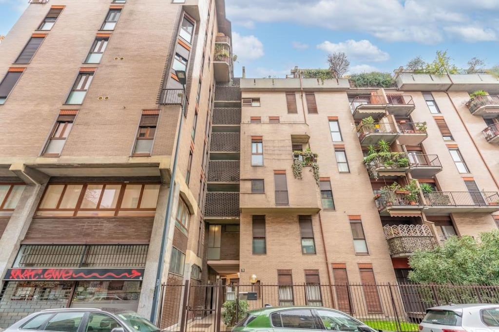 Macchi Loreto - Centrale Milan Luaran gambar